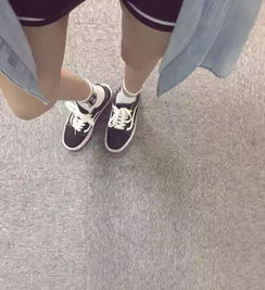 運動鞋與襪子要怎么穿出時尚感